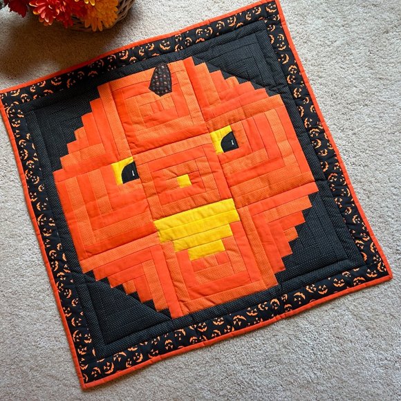 Patchwork Halloween Jack-O-Lantern Wall Hanging - Picture 12 of 15